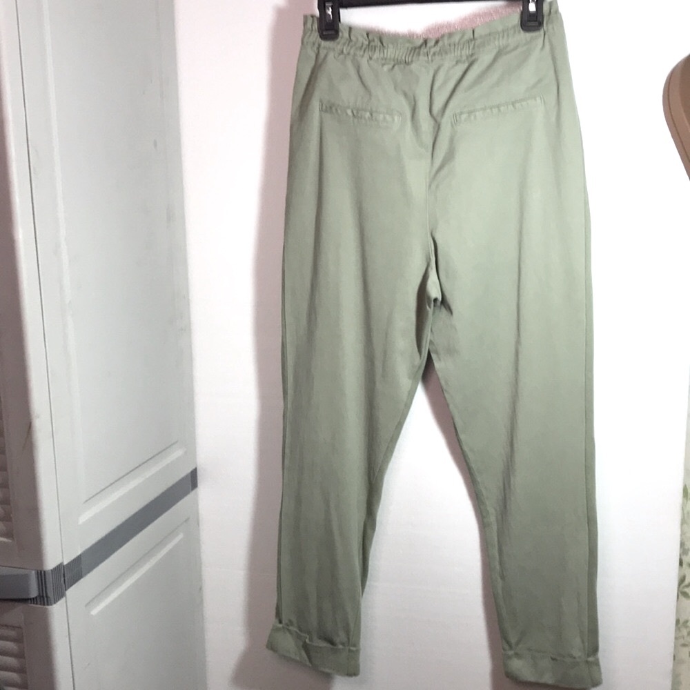 ALICE + OLIVIA- Liliana Cuff Paperbag Pants Sage Green Lightweight Twill Small - Picture 3 of 14